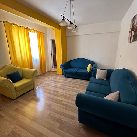 Vollga Apartment ドゥラス エクステリア 写真