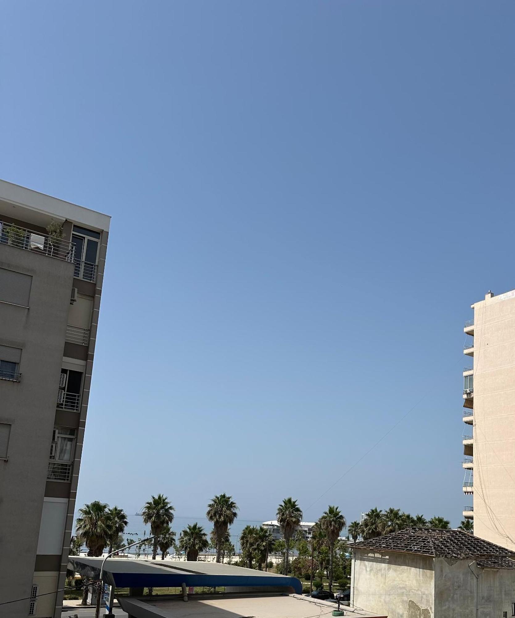 Vollga Apartment ドゥラス エクステリア 写真